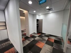 111 Somerset (D9), Office #581719401